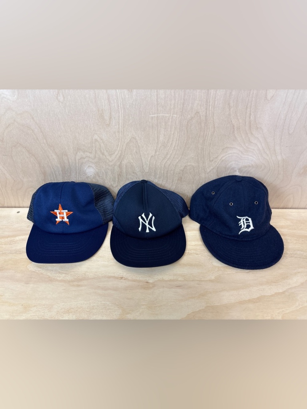 6 Vintage MLB and College Baseball Cap Collection